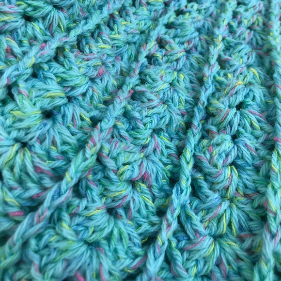 Hand-crocheted pullover sweater. - Picture 2 of 4